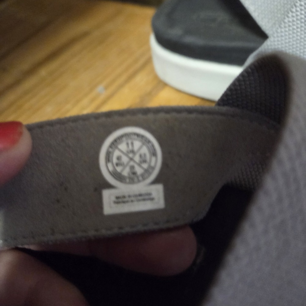 KEEN ELLE Women's Size 11 Backstrap Sandals Grey 1022624 NICE! - Picture 3 of 5